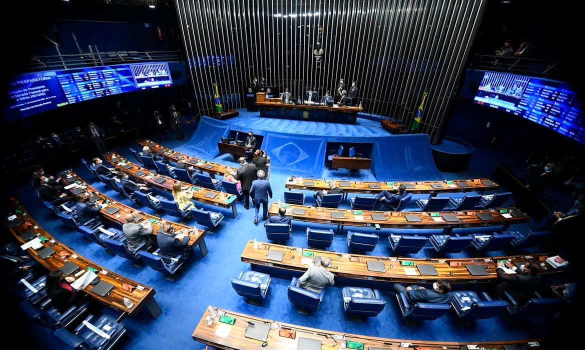Senado publica editais de concursos com mais de 1 mil vagas e salários de até R$ 33 mil; provas serão realizadas em João Pessoa e outras capitais