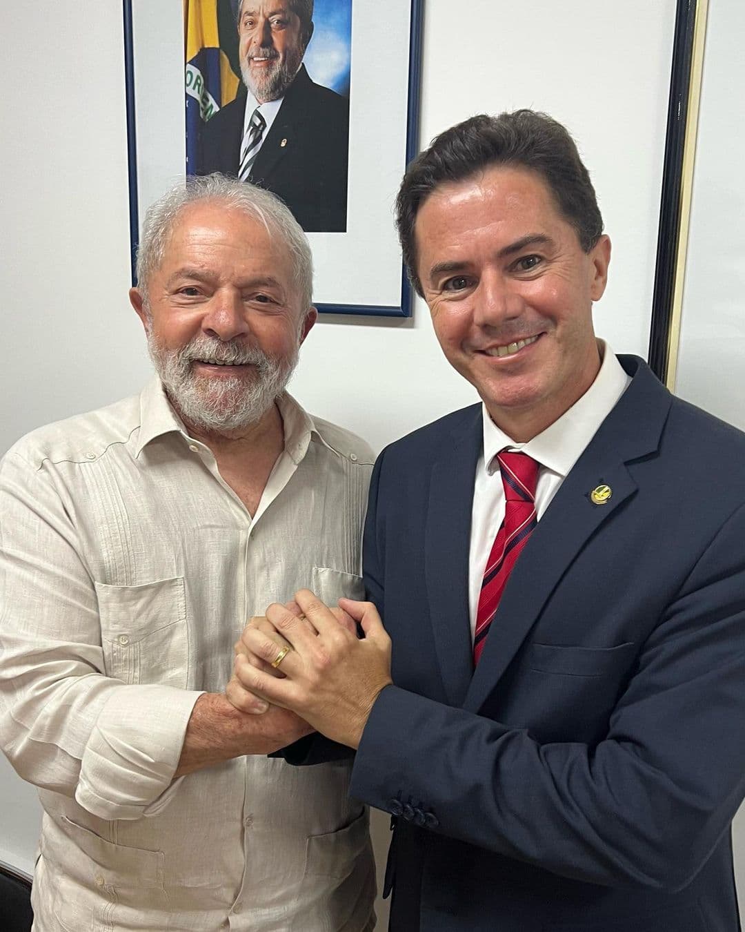 Senador Veneziano Vital se reúne com Lula: "conversando sobre cenários políticos em níveis estadual e nacional"