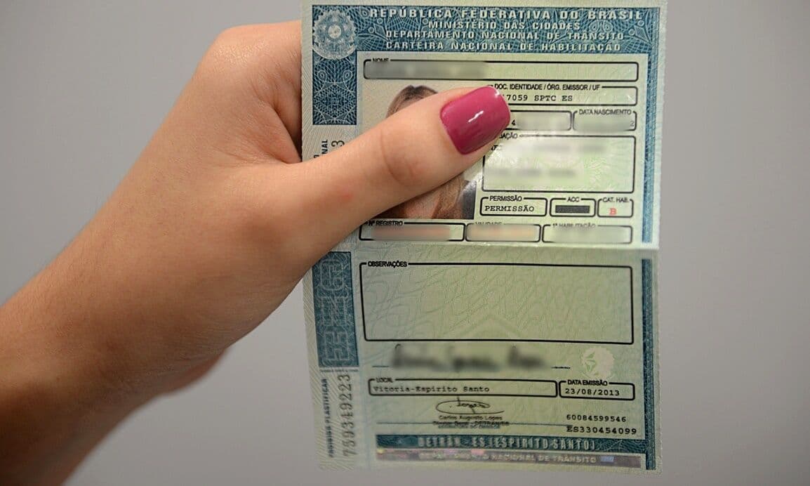 Detran-PB prorroga prazos de processos e documentos vencidos, como CNH, seguem válidos por tempo indeterminado