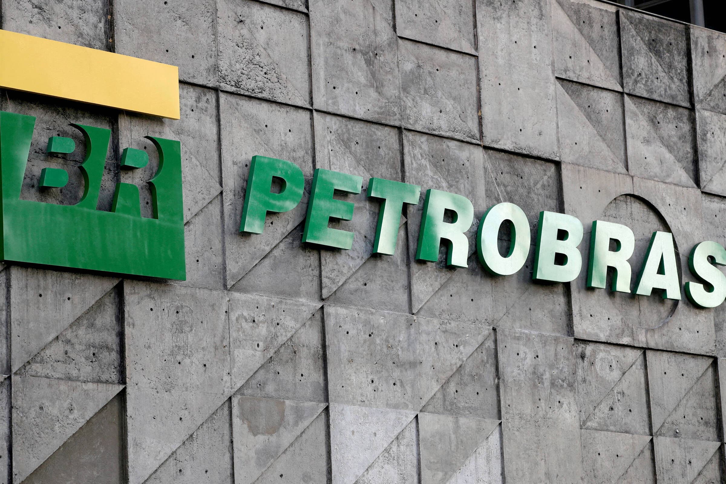 Petrobras paga nesta quarta 1ª parcela dos dividendos de R$ 87,8 bilhões