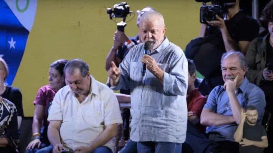 Lula cita 'fazendeiro responsável' após crise com agro e agradece Venezuela por oxigênio na Covid