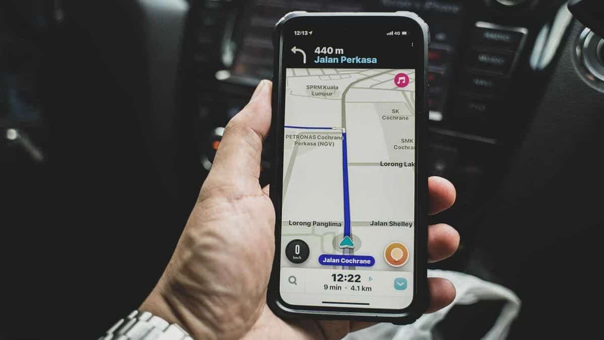 Waze é atualizado e ganha função que pode poupar motorista de multas de R$ 195,23