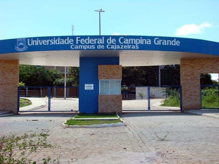 Escola Técnica de Saúde da UFCG inscreve para vagas de ensino médio, em Cajazeiras