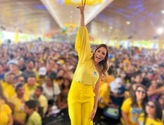 Fernandinha Albuquerque apresenta carta renúncia e deixa comando do União Brasil Mulher na Paraíba, mas segue com candidatura