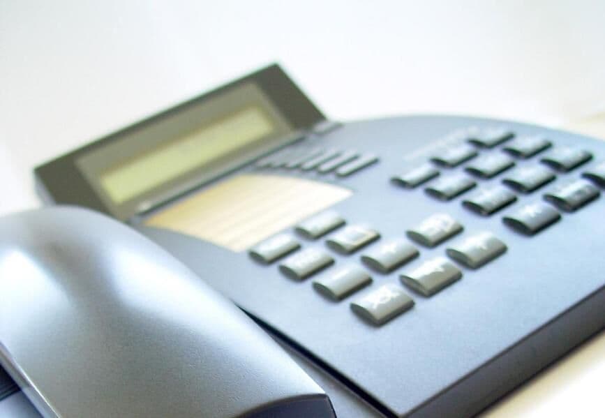 Consumidores que perderem o emprego poderão cancelar contratos de telefonia sem multa