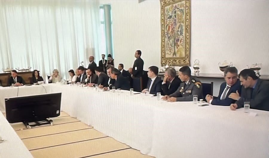 Efraim Filho e Romero Rodrigues se reúnem com Bolsonaro em Brasília para traçar estratégias no segundo turno