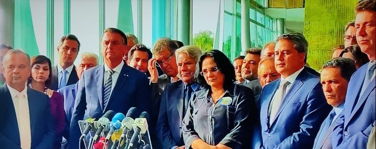 Efraim Filho se reúne com Bolsonaro, em Brasília: "tratar de importantes projetos que envolvem o desenvolvimento do nosso estado"