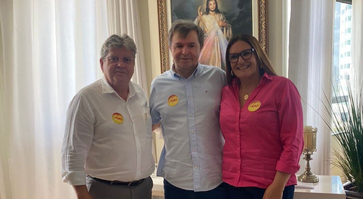 Deputado Moacir Rodrigues, irmão de Romero, anuncia apoio a João Azevêdo