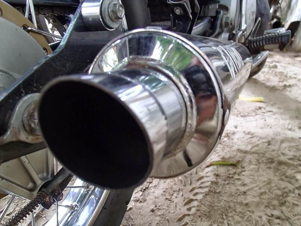 Juiz proíbe motos com cano de escape adulterado e veículos serão apreendidos