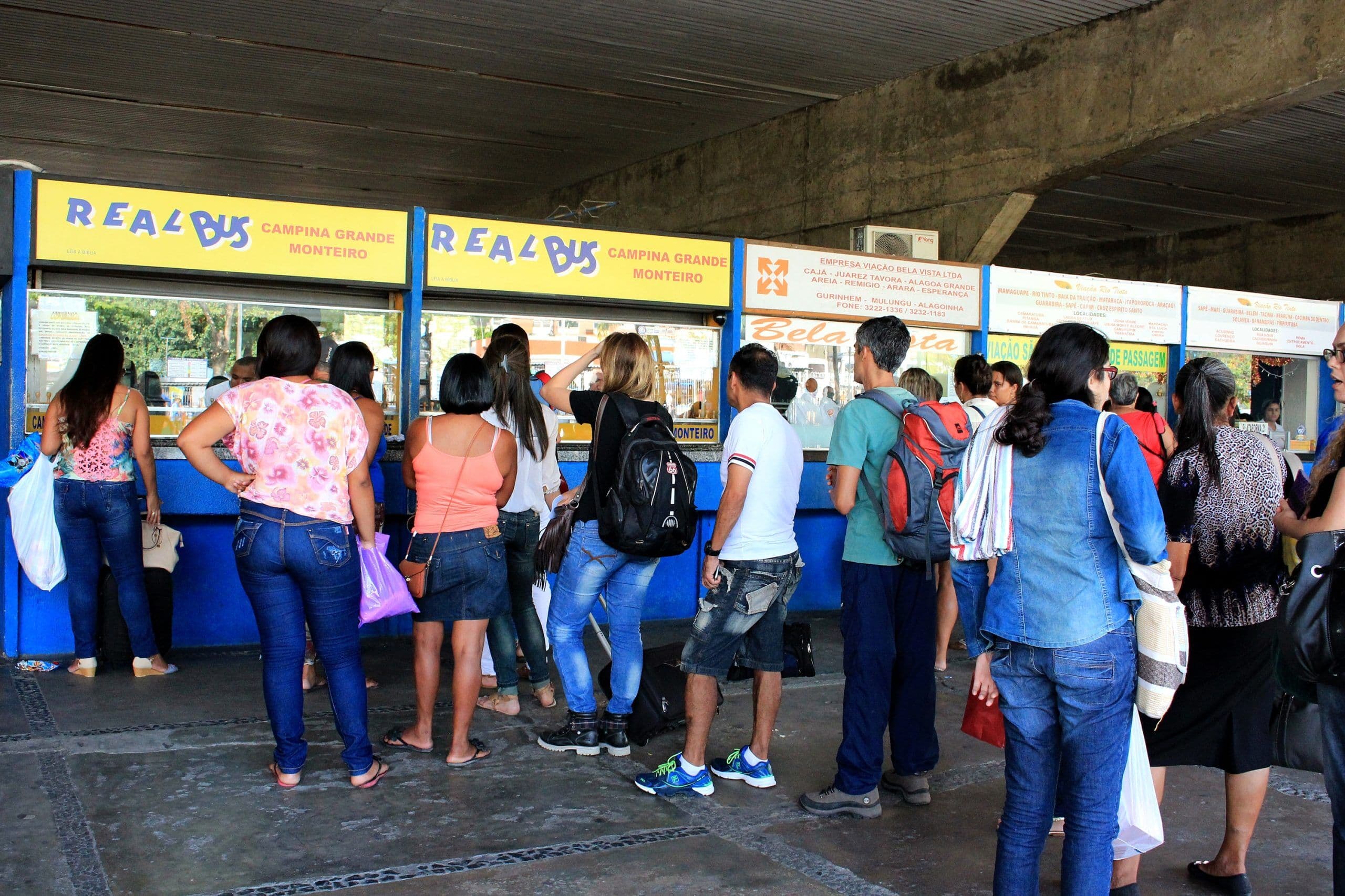 Retirada de passagens gratuitas para transporte intermunicipal começa nesta quarta-feira