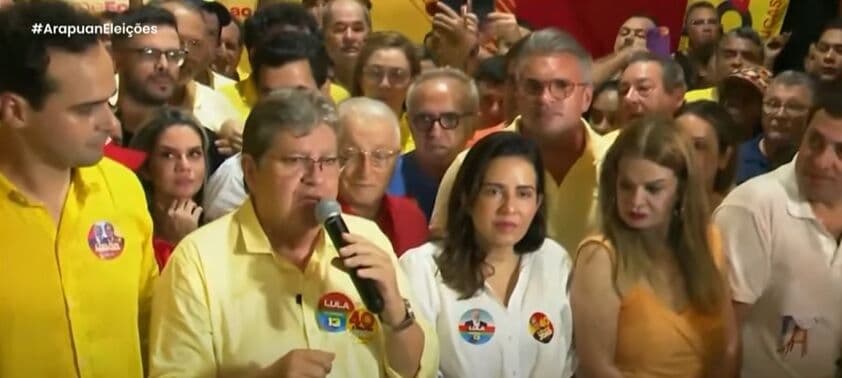 João Azevêdo agradece reeleição e diz que será governador de todos os paraibanos: "é uma vitória coletiva"