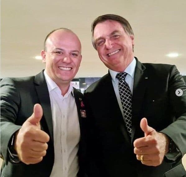 Cabo Gilberto posta foto com Bolsonaro e se solidariza após resultado: "na vitória ou na derrota conte comigo na Paraíba"