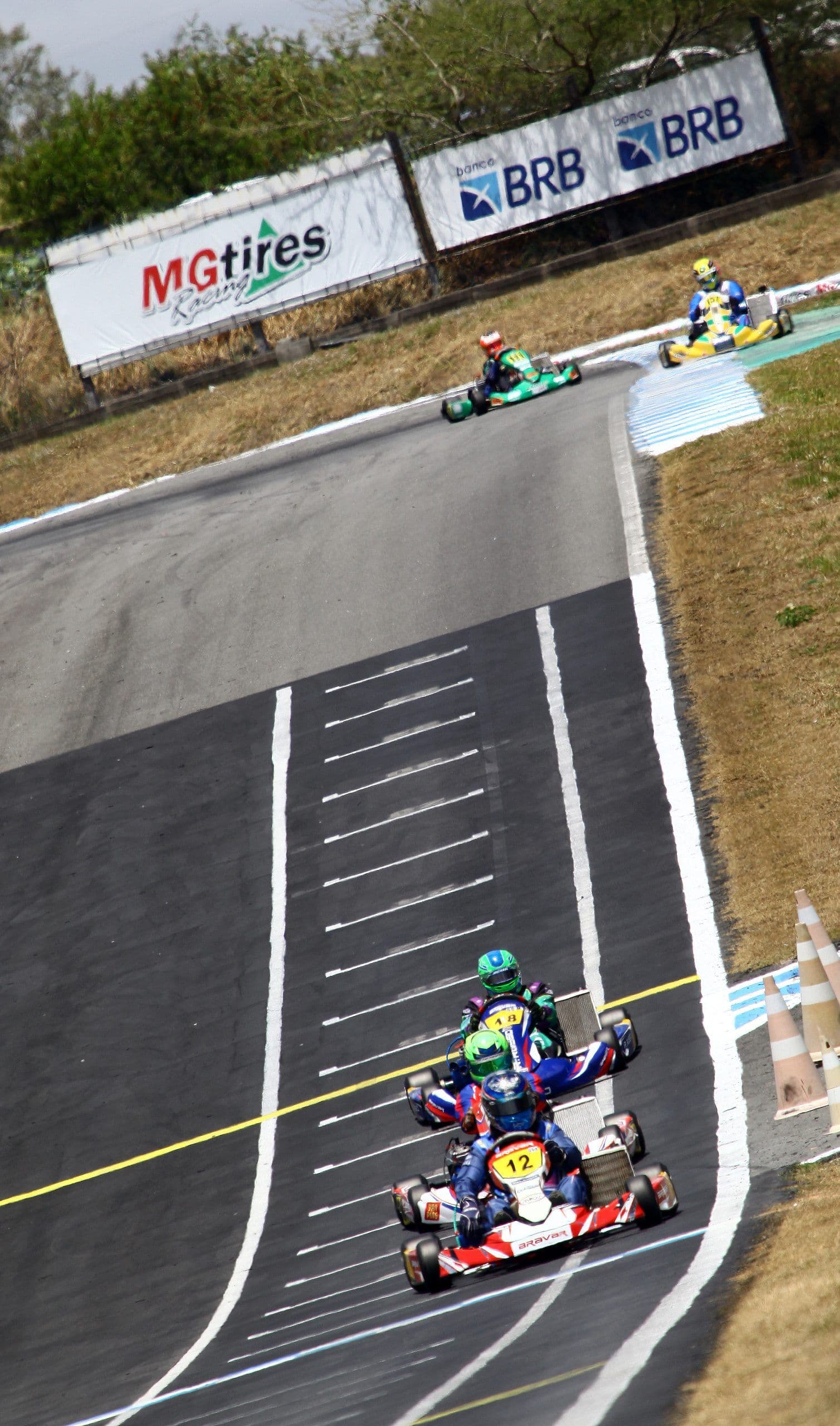 Pilotos do Nordeste e Sudeste disputam 6ª etapa do Paraibano de Kart