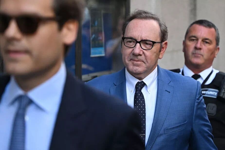 Kevin Spacey enfrenta novas acusações de agressão sexual no Reino Unido