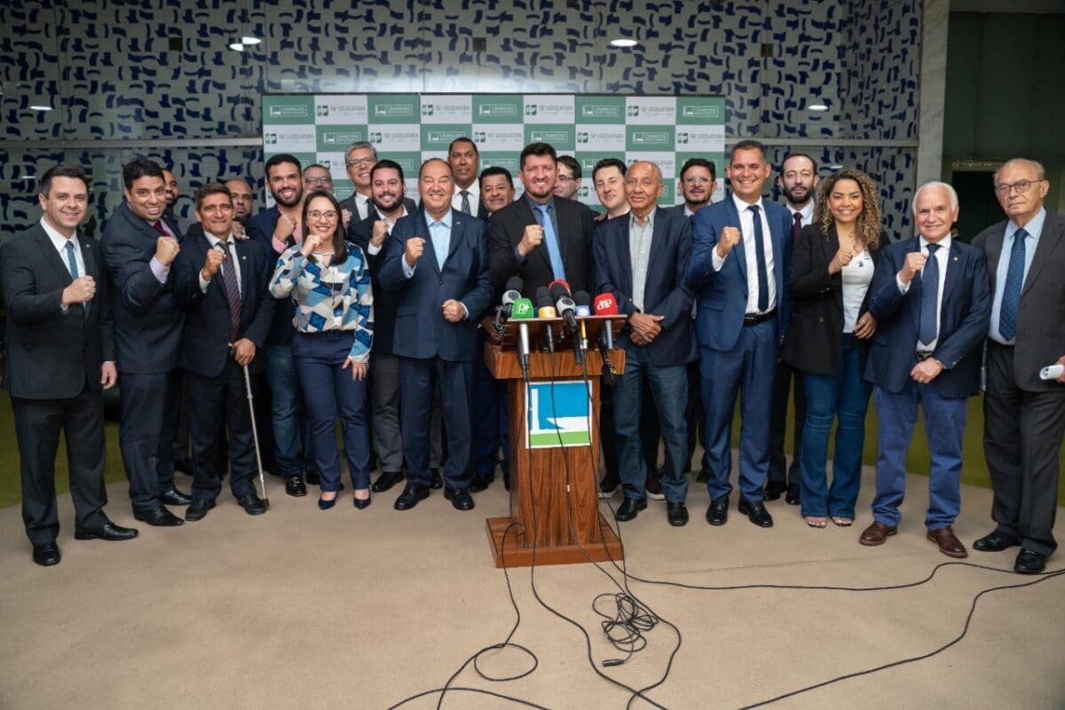 Podemos anuncia incorporação do PSC; bancada terá 18 deputados e 7 senadores