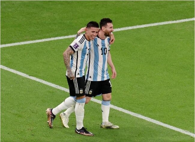 Enzo Fernández: autor de golaço da Argentina teve oferta do Flamengo e ganhou final contra Palmeiras