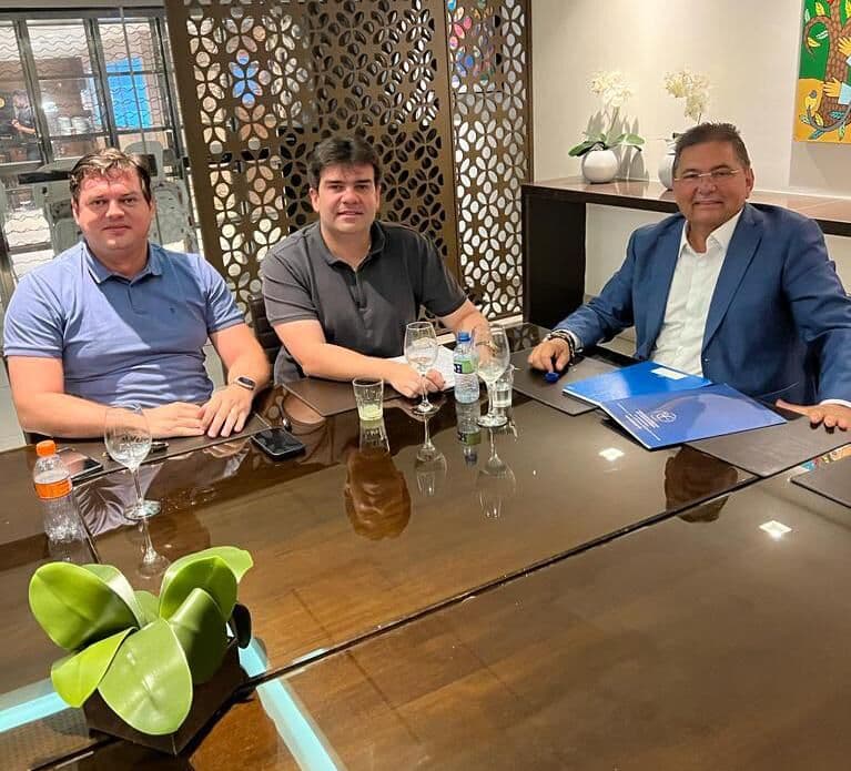 EXCLUSIVO: Eduardo Carneiro e Taciano Diniz aderem à candidatura de Adriano Galdino para presidência da Assembleia
