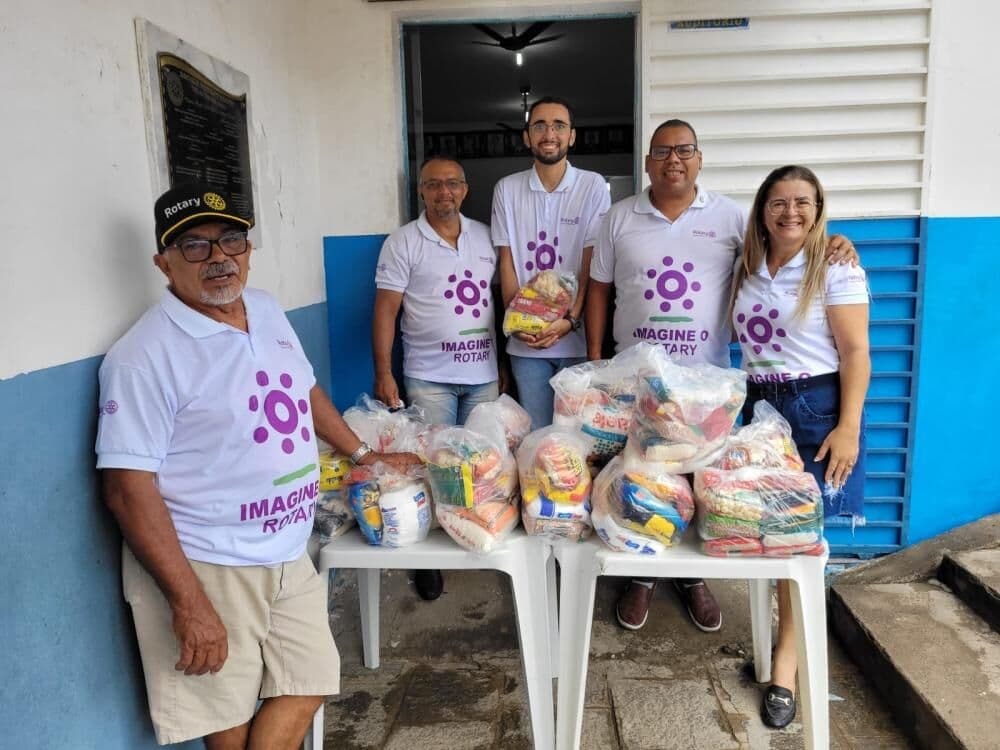 Rotary Club de Patos Norte entrega cerca de 3 toneladas de alimento a famílias carentes no Sertão da Paraíba