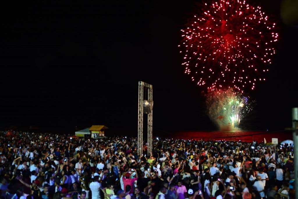 Réveillon em João Pessoa terá oito minutos de show pirotécnico silencioso em respeito a crianças, autistas, idosos e animais