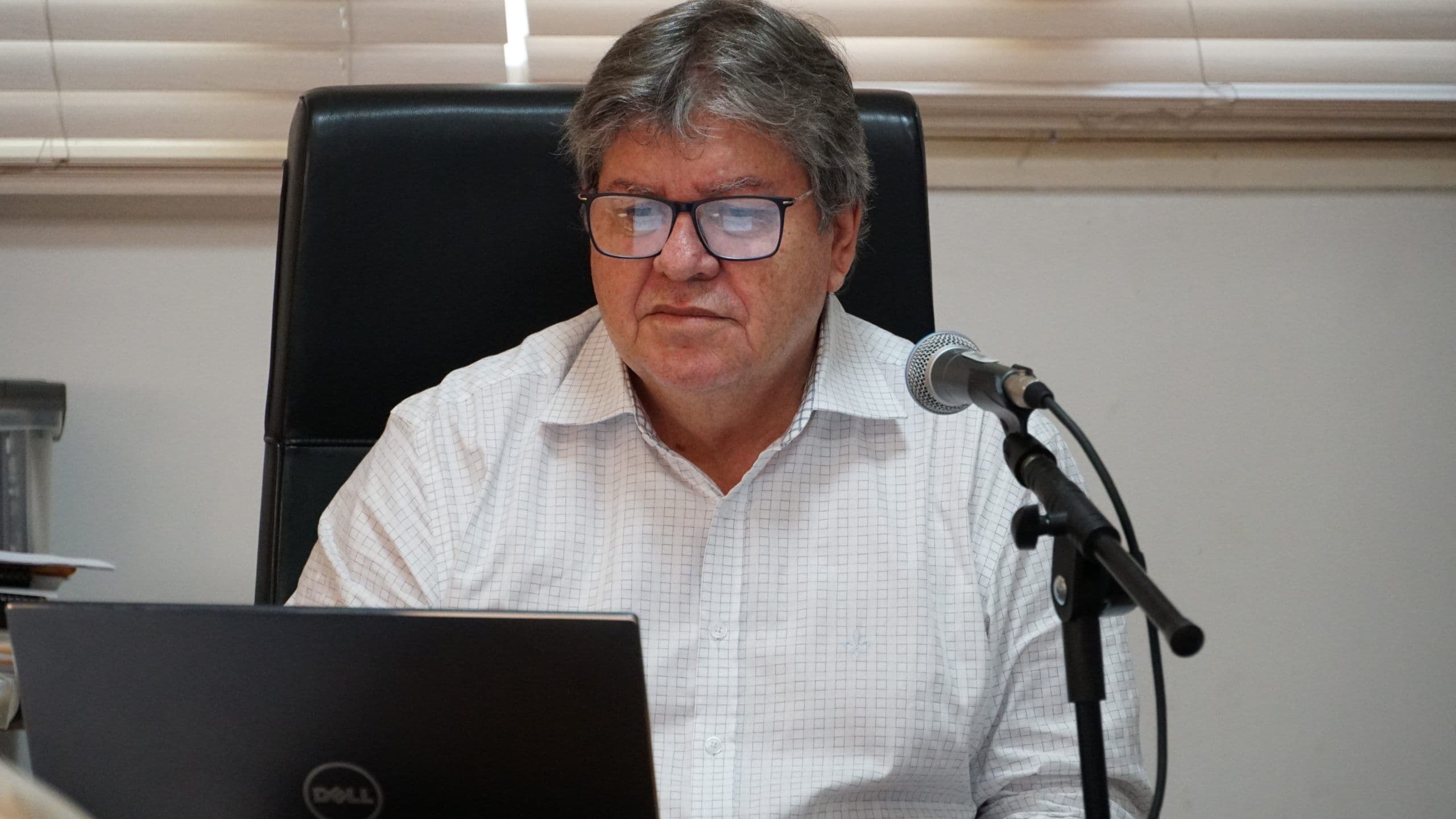 João Azevêdo assina protocolo de intenções com Sebrae para estimular empreendedorismo