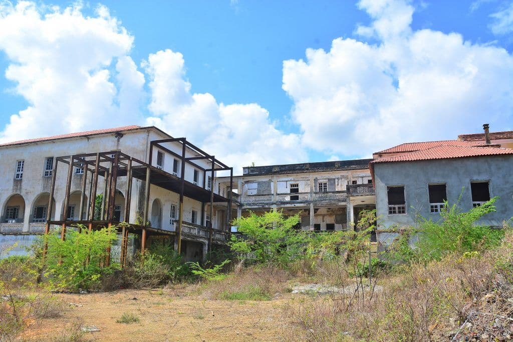 Prefeito Cícero Lucena assina ordem para retomada de obras do Conventinho nesta segunda-feira