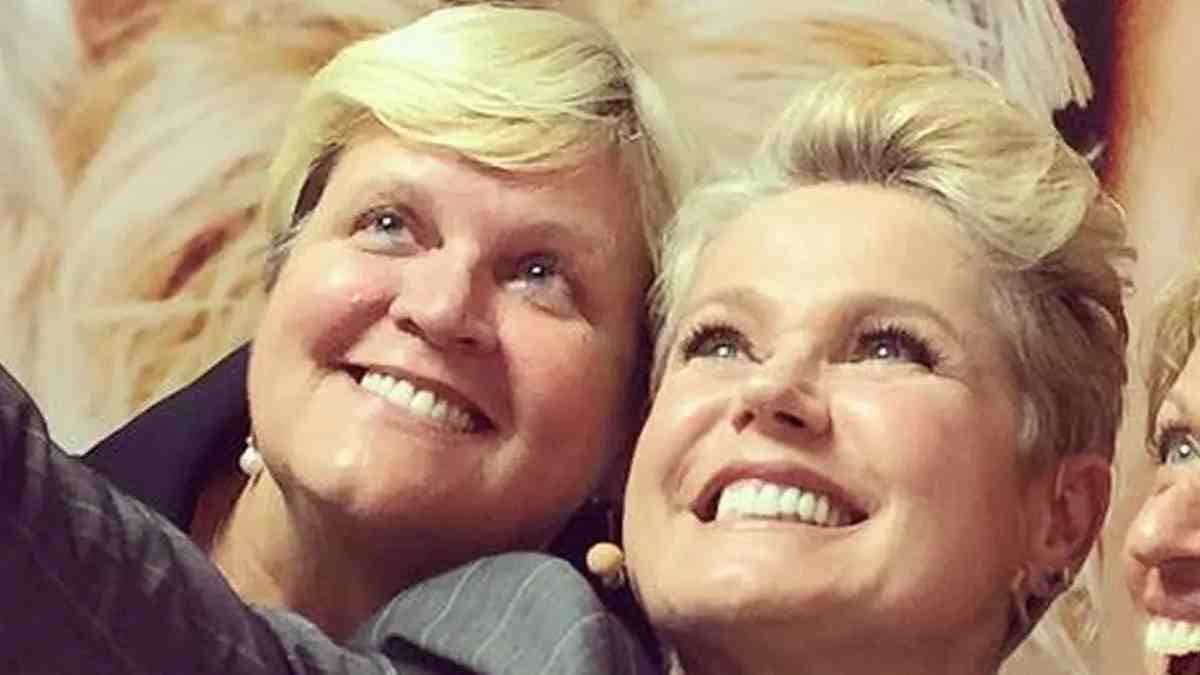 Morre Mara Meneghel, irmã mais velha de Xuxa, na Espanha
