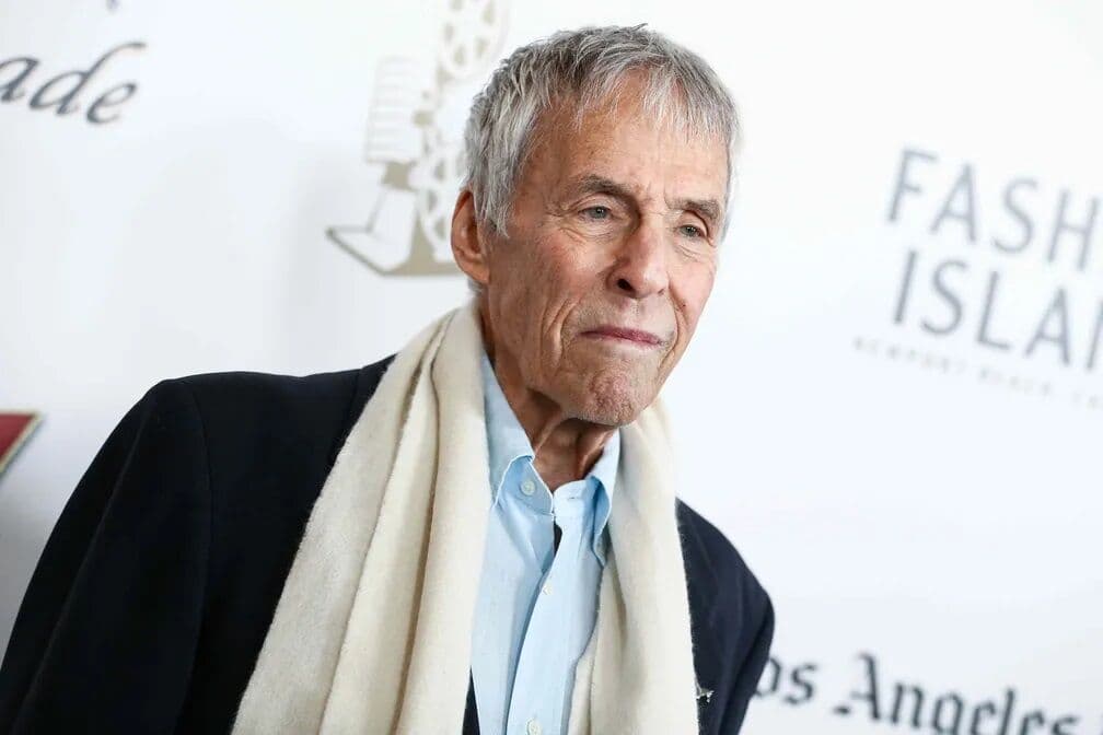 Burt Bacharach, compositor e músico, morre aos 94 anos