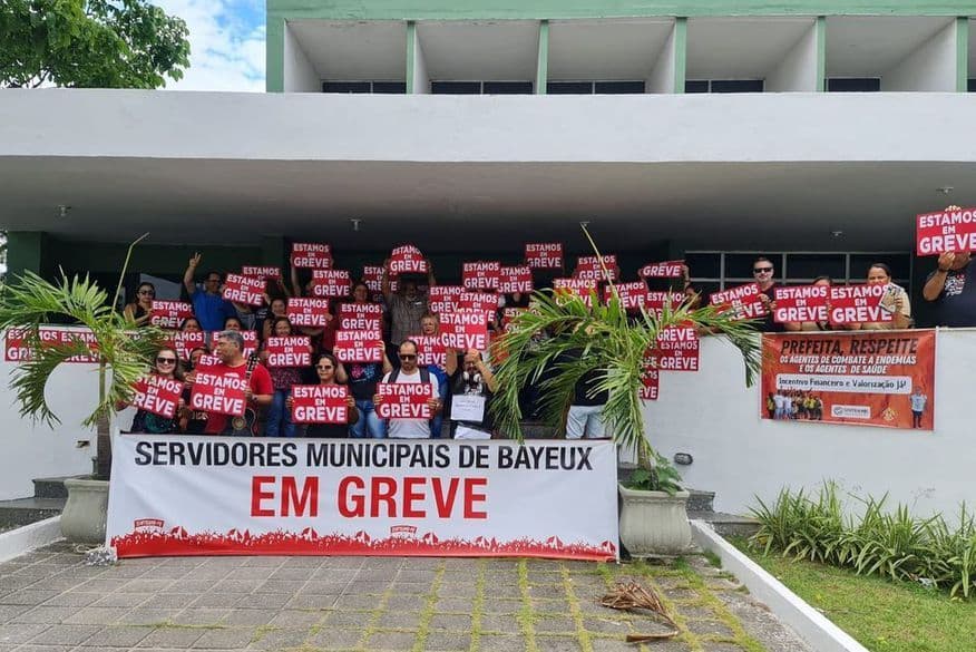 Greve dos servidores do município de Bayeux segue nesta terça-feira com ato em frente à secretaria de saúde