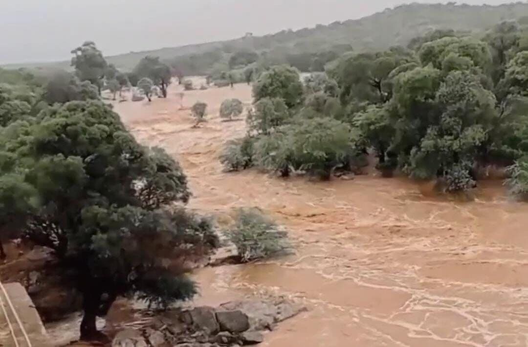 Em um dia, chove 230 milímetros no Cariri e moradores comemoram cheia do Rio Paraíba