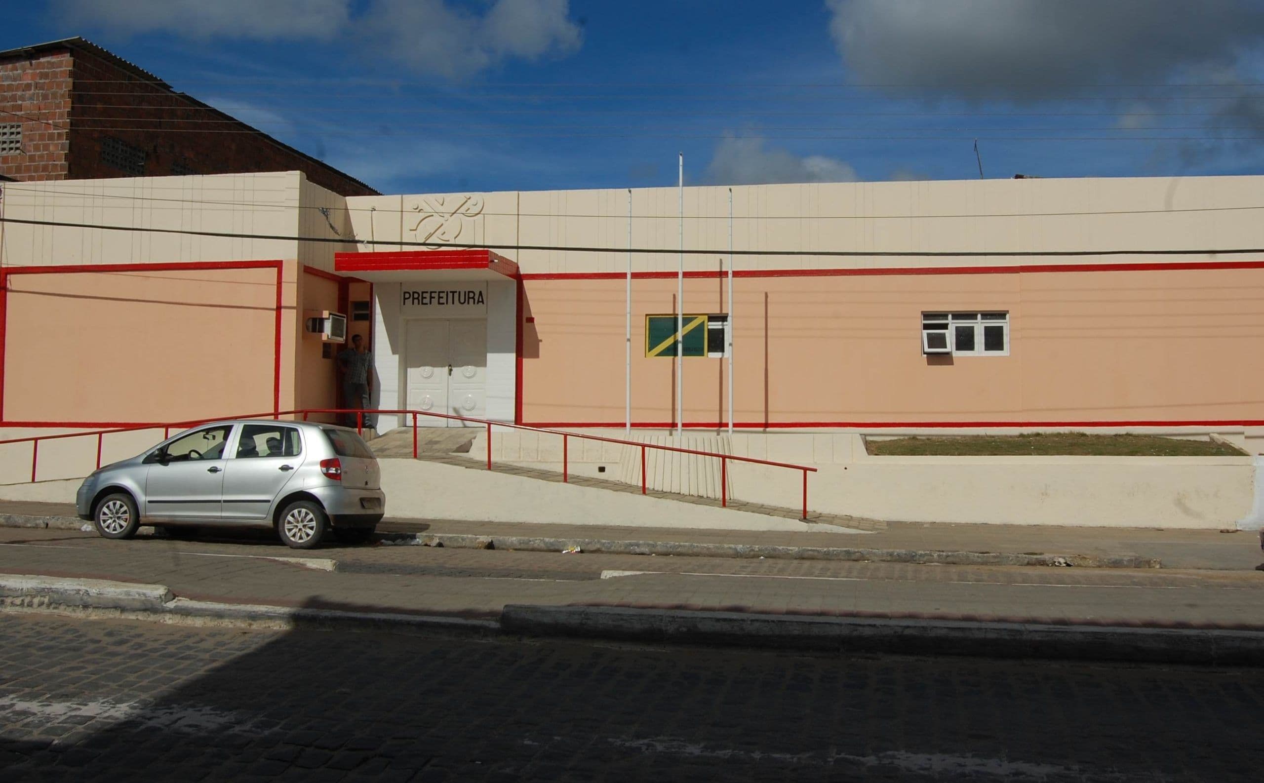 Prefeitura de Alhandra aumenta em 56% número de contratação de servidores em 2018