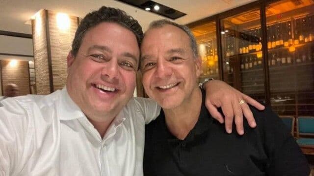 Ex-presidente da OAB posta foto com Sérgio Cabra e declara ‘anos de injustiças’; publicação foi apagada em seguida