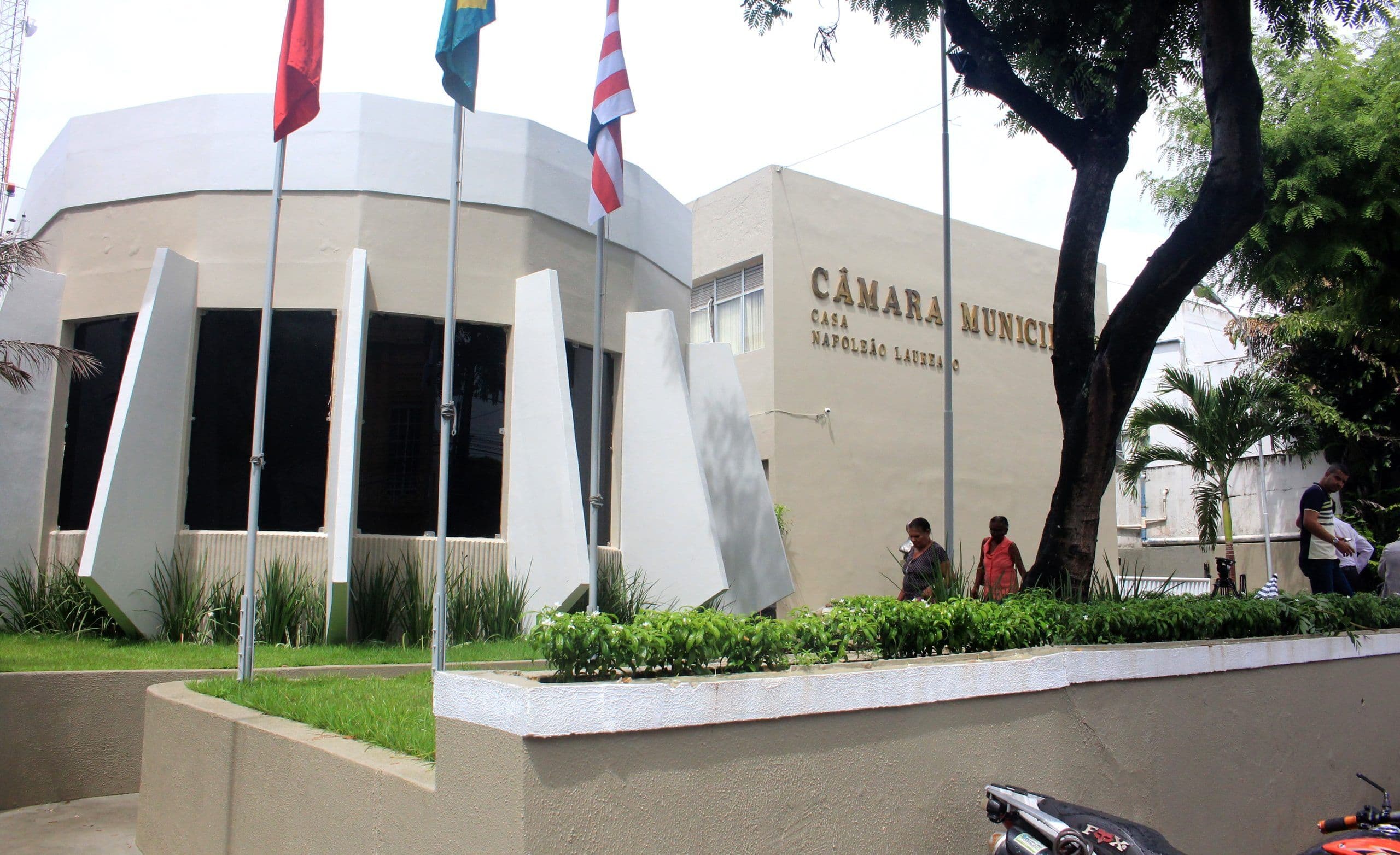 Justiça suspende reajuste salarial para prefeito, vice, vereadores e secretários de João Pessoa