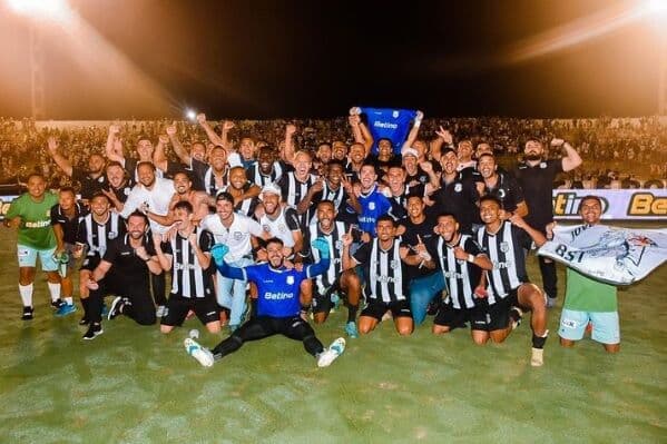 Treze vence o São Paulo Crystal e garante vaga na final do Campeonato Paraibano