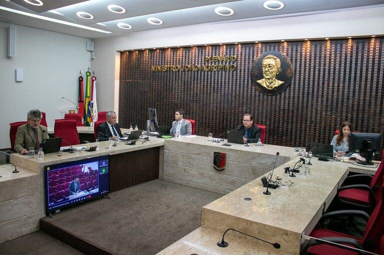 TCE-PB condena ex-presidente de Câmara a devolver R$ 86 mil desviados para conta pessoal