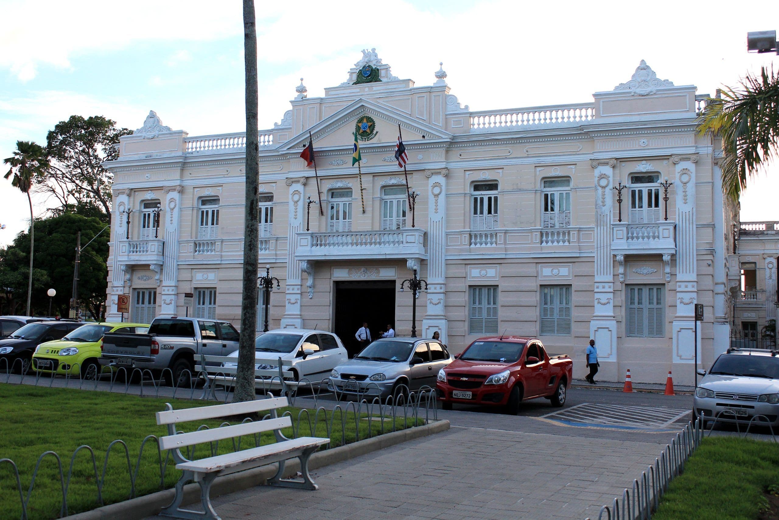 Governo vai divulgar lista de prefeituras e entidades inadimplentes no Portal da Transparência