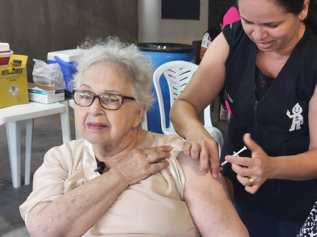 Secretaria de Saúde institui incentivo financeiro para cidades que alcançarem vacinar mais de 90% nos grupos prioritários contra gripe