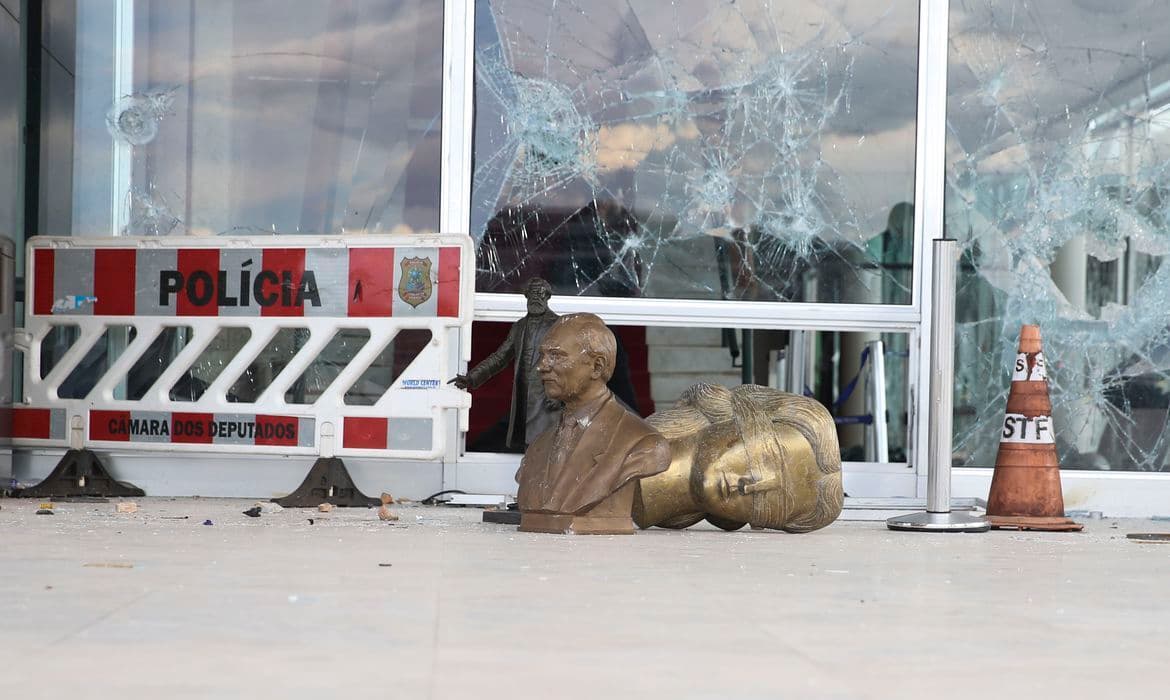 PGR denuncia mais 152 pessoas pelos atos golpistas; total chega a 653