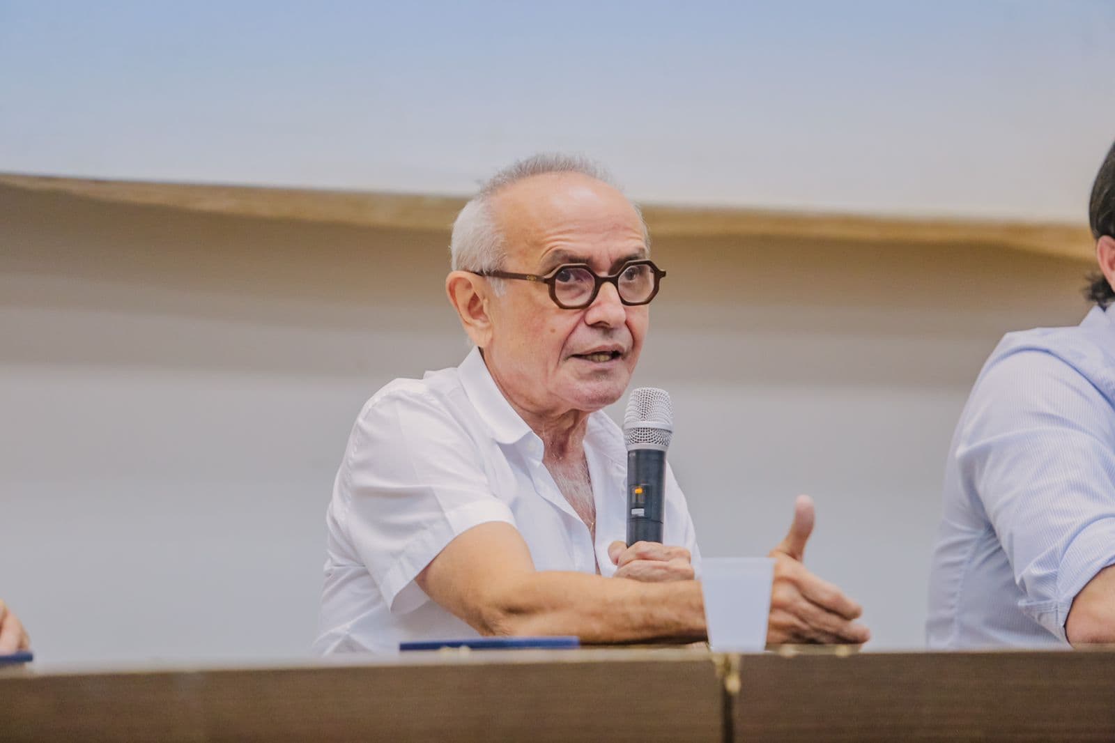 Cícero diz que maioria no PT defende sua reeleição e acolherá os contrários a candidatura de Cartaxo: "contribuir na nossa gestão"