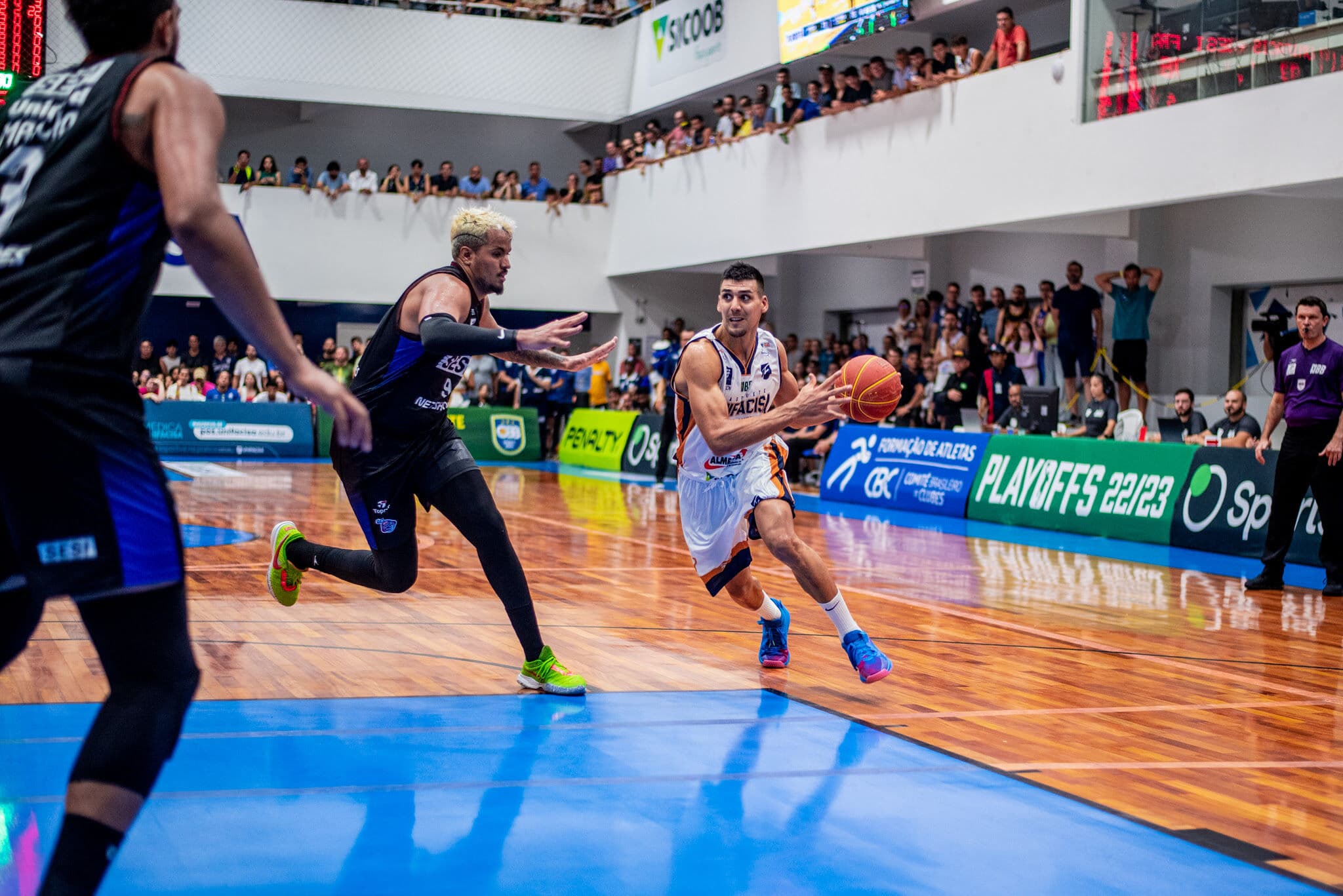 Unifacisa perde segundo jogo para o Franca que empata a série pelas quartas de final do NBB