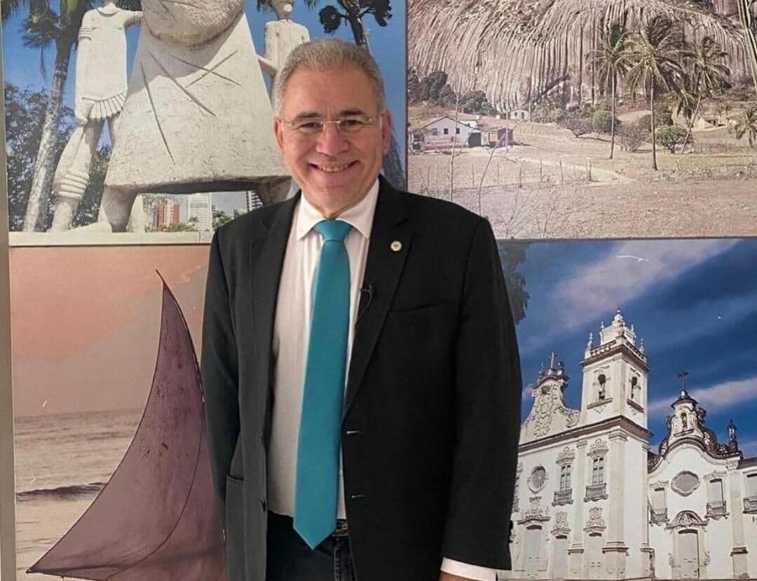 Médico paraibano é cotado para assumir vaga de Eduardo Pazuello, no Ministério da Saúde