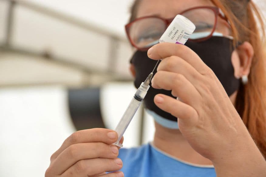 Campanhas de vacinação contra Influenza e Covid-19 seguem ocorrendo em João Pessoa