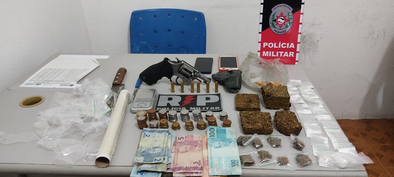 Acusado de tráfico é preso com drogas, arma e munição em Patos