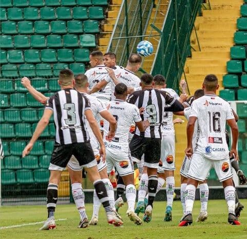 Botafogo-PB vence o Figueirense fora de casa e tem a vice-liderança na Série C