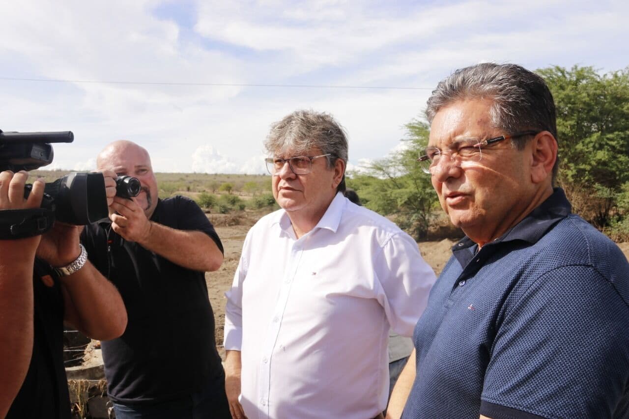 "É uma arma": Adriano Galdino volta a defender que João Azevêdo assuma presidência de partido