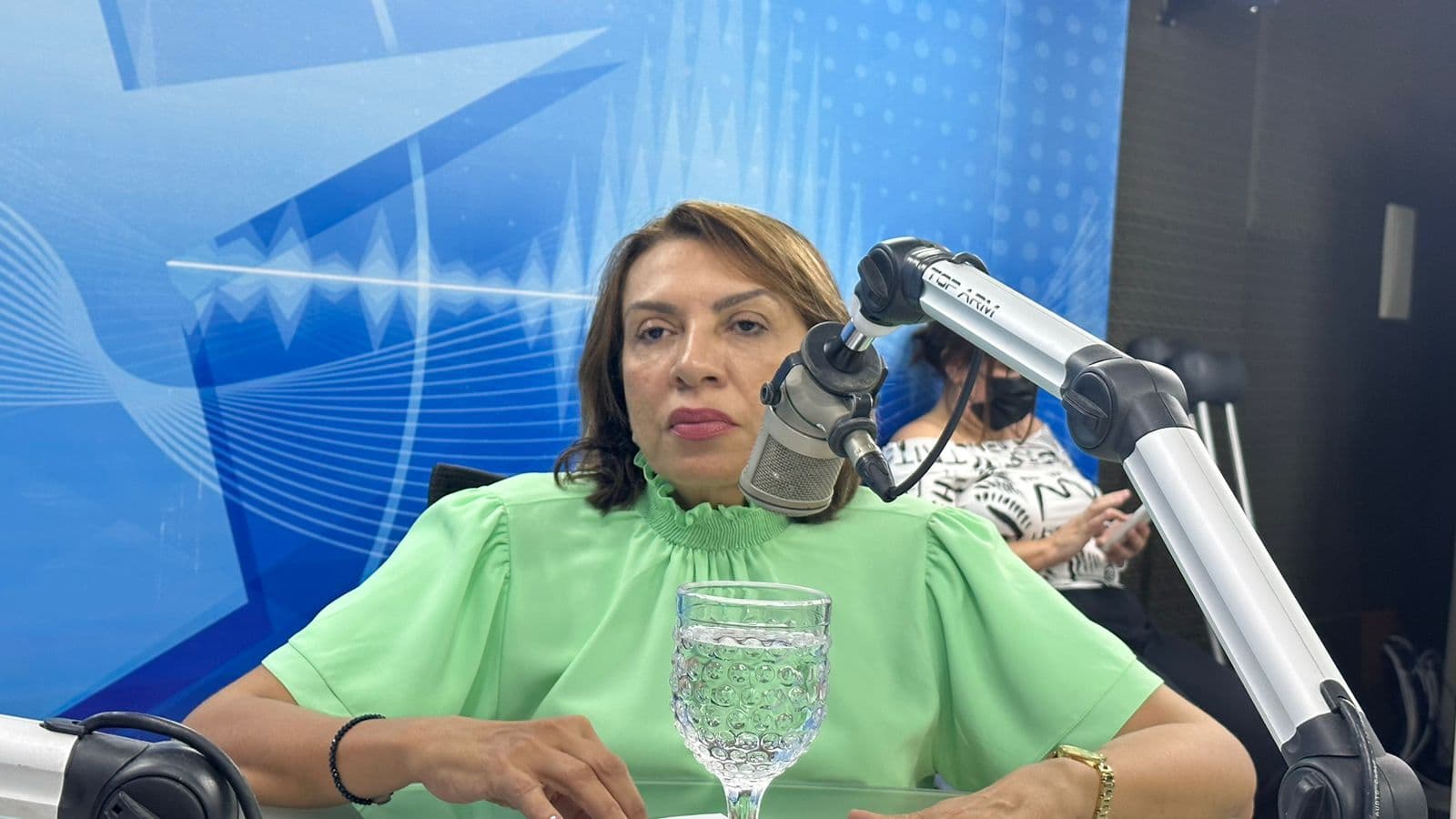 Cida Ramos diz que modelo de gestão de Cícero Lucena é falho e descarta aliança para 2024: "zero chances, ele é centro-direita"
