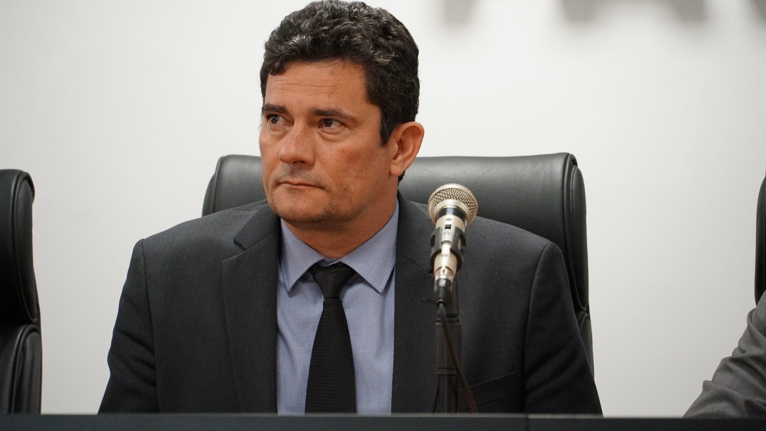 Moro confirma que Polícia Federal deve doar dois helicópteros ao Paraguai