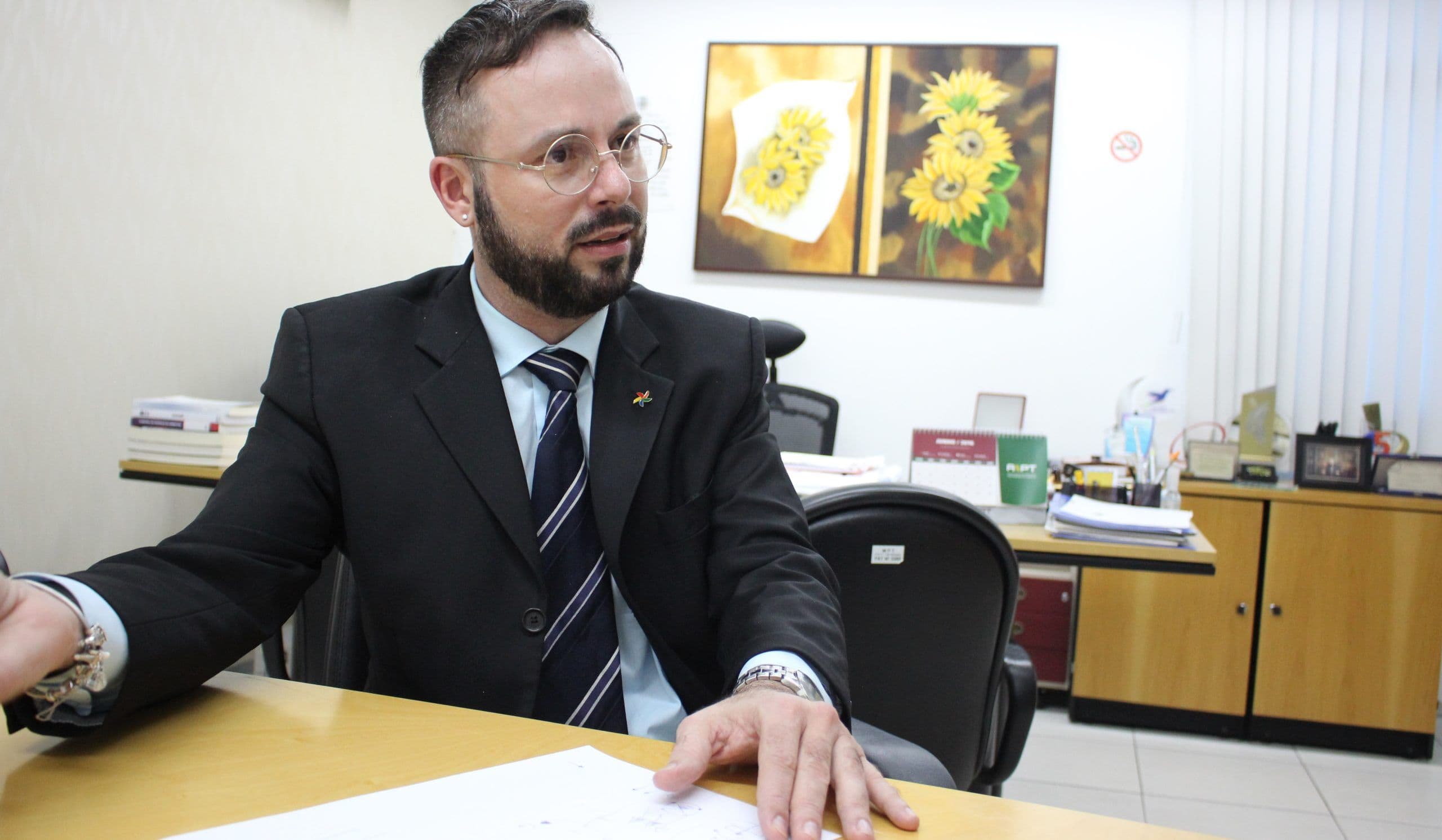 Clilson Júnior entrevista Eduardo Varandas