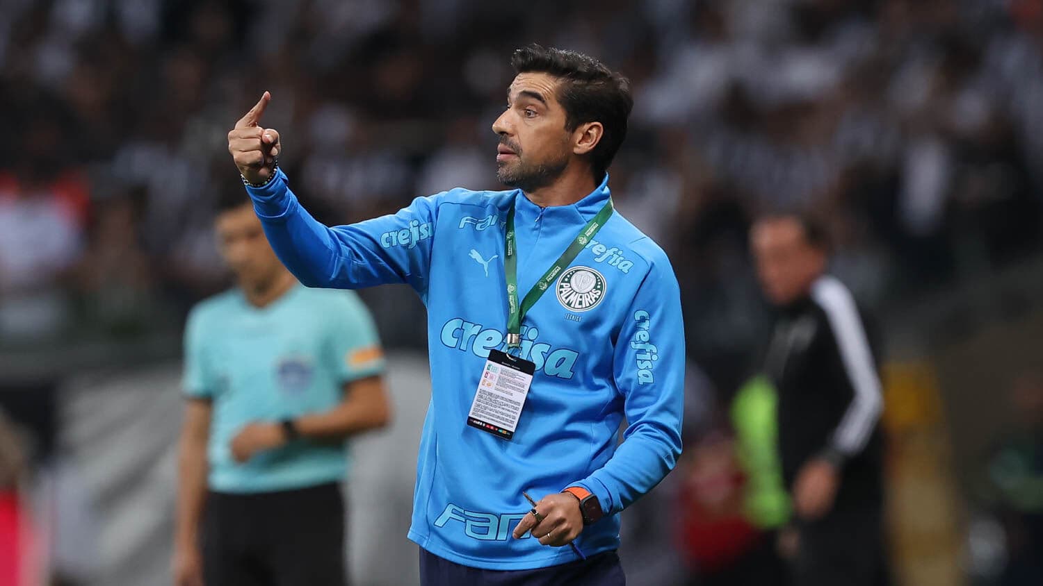 Abel Ferreira rejeita trocar Palmeiras por time de Cristiano Ronaldo e Al-Hilal na Arábia Saudita