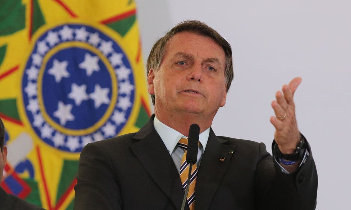 Na Paraíba, Bolsonaro critica governadores que adotam 'passaporte da vacina' e defende 'liberdade' de não receber vacina