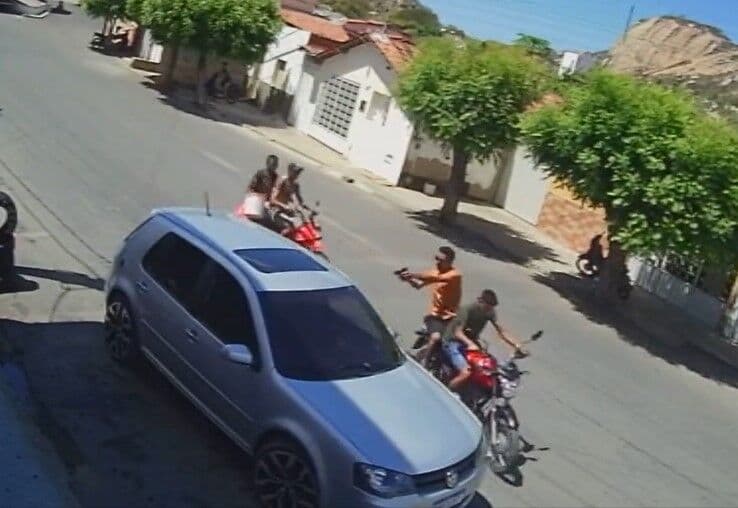 Segundo suspeito de homicídio em Brejo do Cruz se entrega à polícia após quase um ano do crime